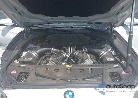 2013 BMW M5 из США, поврежденный, VIN WBSFV9C59DC773781